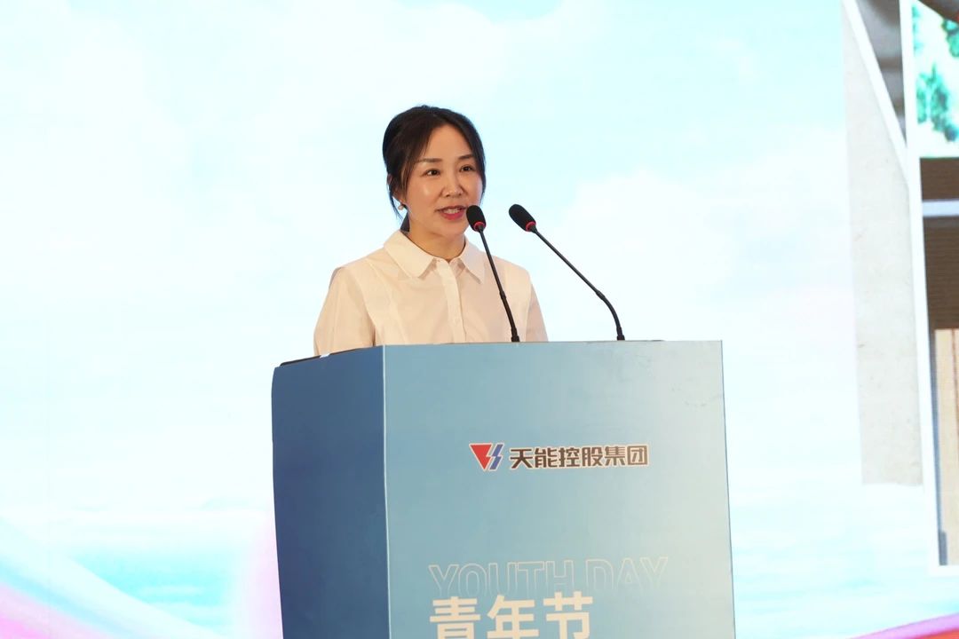 才聚尊龙中国 智创未来｜尊龙中国青年这样过五四.jpg